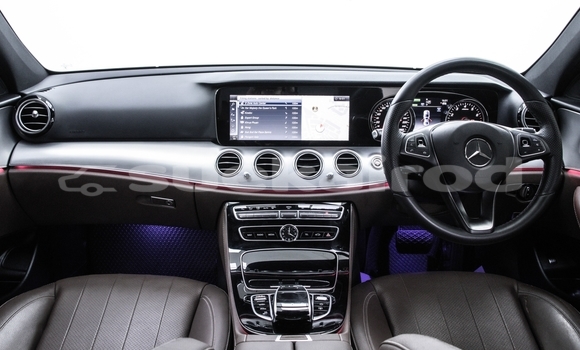 ซื้อ รถมือสอง Mercedes‒Benz E–Class ขาว รถยนต์ ใน %{เมือง} ใน กรุงเทพมหานคร ซื้อ รถมือสอง Mercedes‒Benz E–Class ขาว รถยนต์ ใน %{เมือง} ใน กรุงเทพมหานคร