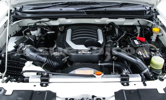 Buy Used Isuzu DâMAX White Car in Bangkok in Bangkok Buy Used Isuzu DâMAX White Car in Bangkok in Bangkok