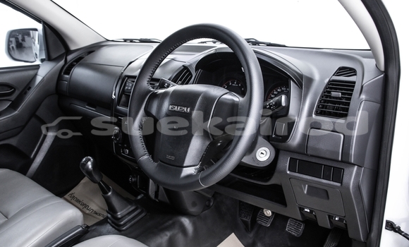 Buy Used Isuzu DâMAX White Car in Bangkok in Bangkok Buy Used Isuzu DâMAX White Car in Bangkok in Bangkok