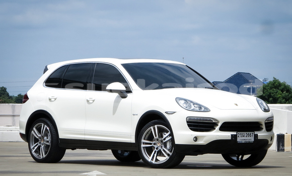 Buy Used Porsche Cayenne White Car in Bangkok in Bangkok
