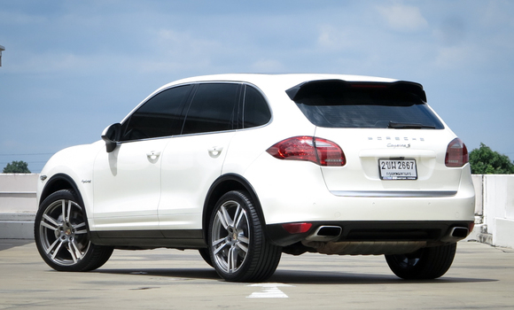 ซื้อ รถมือสอง Porsche Cayenne ขาว รถยนต์ ใน %{เมือง} ใน กรุงเทพมหานคร ซื้อ รถมือสอง Porsche Cayenne ขาว รถยนต์ ใน %{เมือง} ใน กรุงเทพมหานคร