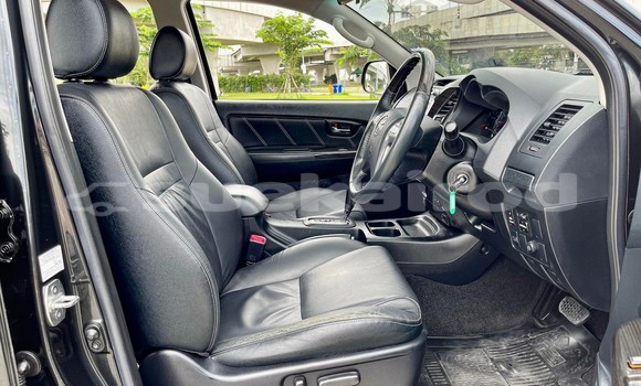 ซื้อ รถมือสอง Toyota Fortuner สีดำ รถยนต์ ใน %{เมือง} ใน กรุงเทพมหานคร ซื้อ รถมือสอง Toyota Fortuner สีดำ รถยนต์ ใน %{เมือง} ใน กรุงเทพมหานคร