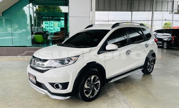 Buy Used Honda BR-V White Car in Bangkok in Bangkok