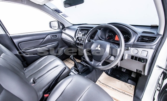Buy Used Mitsubishi Triton White Car in Bangkok in Bangkok Buy Used Mitsubishi Triton White Car in Bangkok in Bangkok