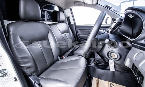 Buy Used Mitsubishi Triton White Car in Bangkok in Bangkok Buy Used Mitsubishi Triton White Car in Bangkok in Bangkok