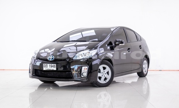ซื้อ รถมือสอง Toyota Prius สีดำ รถยนต์ ใน %{เมือง} ใน กรุงเทพมหานคร