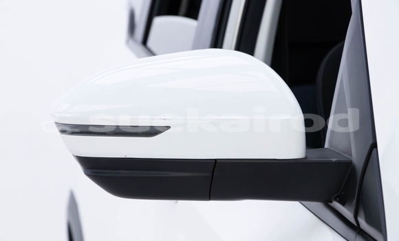 Buy Used Chevrolet Captiva White Car in Bangkok in Bangkok Buy Used Chevrolet Captiva White Car in Bangkok in Bangkok