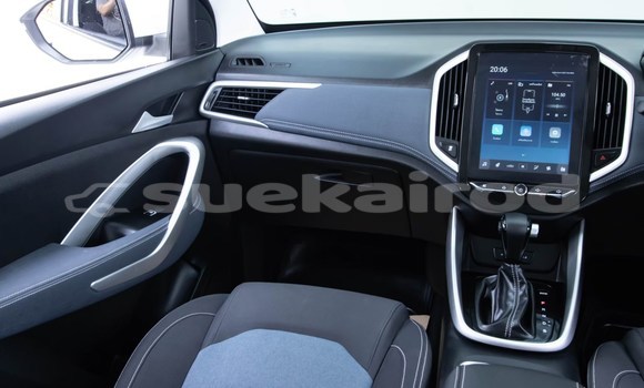 Buy Used Chevrolet Captiva White Car in Bangkok in Bangkok Buy Used Chevrolet Captiva White Car in Bangkok in Bangkok