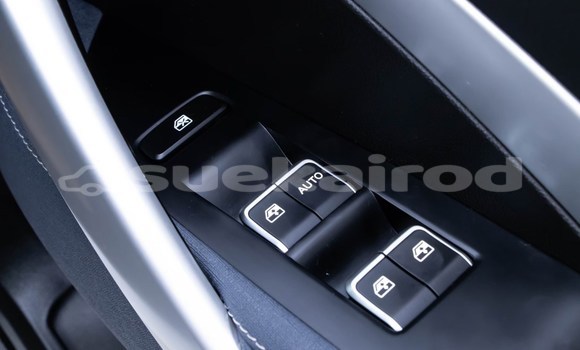 Buy Used Chevrolet Captiva White Car in Bangkok in Bangkok Buy Used Chevrolet Captiva White Car in Bangkok in Bangkok