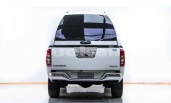 Buy Used Nissan Navara White Car in Bangkok in Bangkok Buy Used Nissan Navara White Car in Bangkok in Bangkok