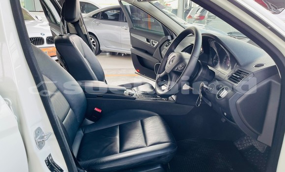 Buy Used Mercedes-Benz C-Classe White Car in Bangkok in Bangkok Buy Used Mercedes-Benz C-Classe White Car in Bangkok in Bangkok