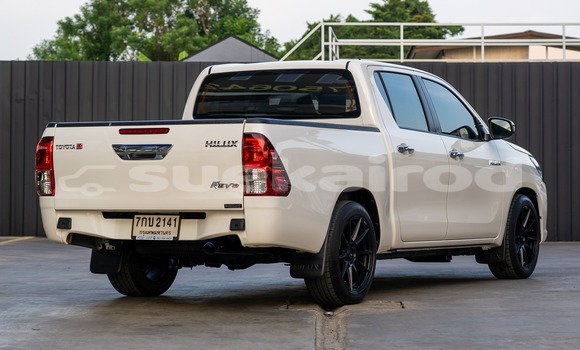 Buy Used Toyota Hiluxe Revo White Car in Bangkok in Bangkok Buy Used Toyota Hiluxe Revo White Car in Bangkok in Bangkok