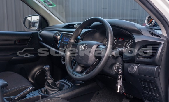 Buy Used Toyota Hiluxe Revo White Car in Bangkok in Bangkok Buy Used Toyota Hiluxe Revo White Car in Bangkok in Bangkok