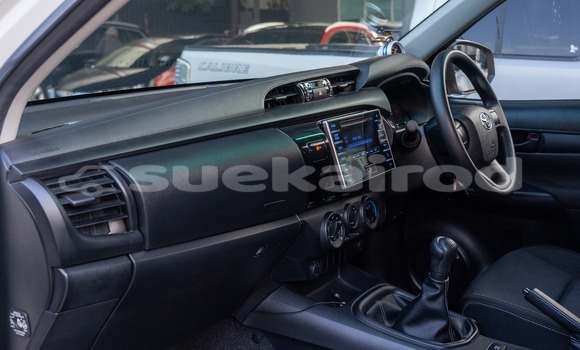 Buy Used Toyota Hiluxe Revo White Car in Bangkok in Bangkok Buy Used Toyota Hiluxe Revo White Car in Bangkok in Bangkok