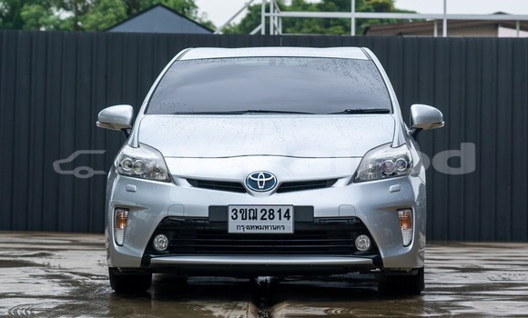 ซื้อ รถมือสอง Toyota Prius เงิน รถยนต์ ใน %{เมือง} ใน กรุงเทพมหานคร ซื้อ รถมือสอง Toyota Prius เงิน รถยนต์ ใน %{เมือง} ใน กรุงเทพมหานคร
