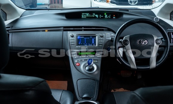 ซื้อ รถมือสอง Toyota Prius เงิน รถยนต์ ใน %{เมือง} ใน กรุงเทพมหานคร ซื้อ รถมือสอง Toyota Prius เงิน รถยนต์ ใน %{เมือง} ใน กรุงเทพมหานคร