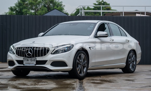 Buy Used Mercedes-Benz C-Classe White Car in Bangkok in Bangkok Buy Used Mercedes-Benz C-Classe White Car in Bangkok in Bangkok