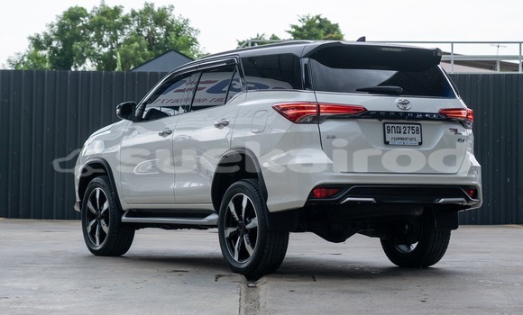 ซื้อ รถมือสอง Toyota Fortuner ขาว รถยนต์ ใน %{เมือง} ใน กรุงเทพมหานคร ซื้อ รถมือสอง Toyota Fortuner ขาว รถยนต์ ใน %{เมือง} ใน กรุงเทพมหานคร