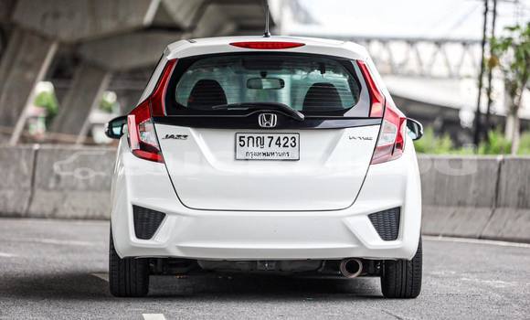 ซื้อ รถมือสอง Honda Jazz ขาว รถยนต์ ใน %{เมือง} ใน กรุงเทพมหานคร ซื้อ รถมือสอง Honda Jazz ขาว รถยนต์ ใน %{เมือง} ใน กรุงเทพมหานคร