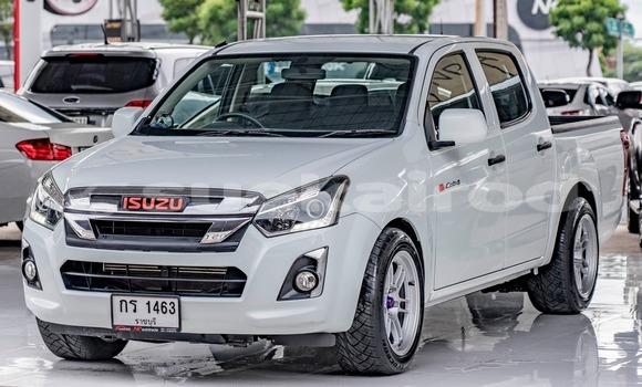 ซื้อ รถมือสอง Isuzu D-Max ขาว รถยนต์ ใน %{เมือง} ใน กรุงเทพมหานคร ซื้อ รถมือสอง Isuzu D-Max ขาว รถยนต์ ใน %{เมือง} ใน กรุงเทพมหานคร