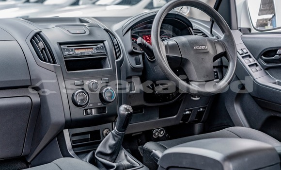 ซื้อ รถมือสอง Isuzu D-Max ขาว รถยนต์ ใน %{เมือง} ใน กรุงเทพมหานคร ซื้อ รถมือสอง Isuzu D-Max ขาว รถยนต์ ใน %{เมือง} ใน กรุงเทพมหานคร