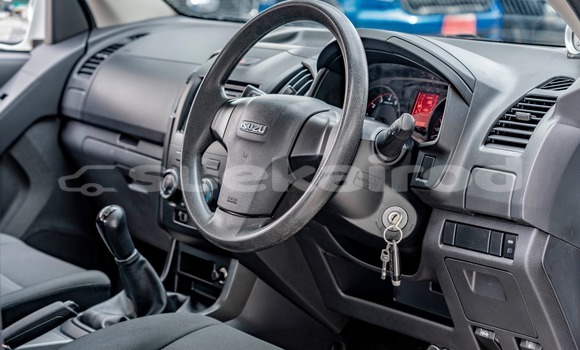 ซื้อ รถมือสอง Isuzu D-Max ขาว รถยนต์ ใน %{เมือง} ใน กรุงเทพมหานคร ซื้อ รถมือสอง Isuzu D-Max ขาว รถยนต์ ใน %{เมือง} ใน กรุงเทพมหานคร