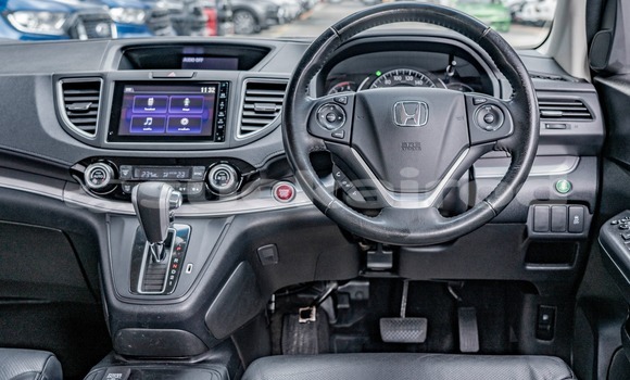 Buy Used Honda CR-V White Car in Bangkok in Bangkok Buy Used Honda CR-V White Car in Bangkok in Bangkok