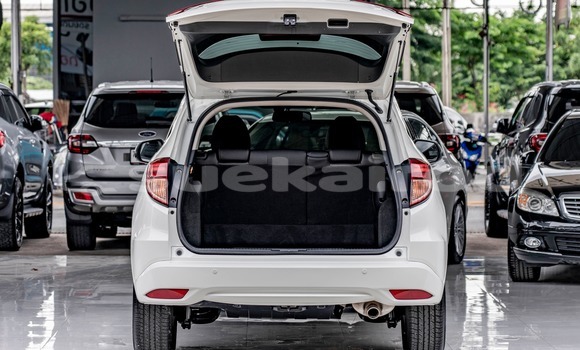 ซื้อ รถมือสอง Honda HR-V ขาว รถยนต์ ใน %{เมือง} ใน กรุงเทพมหานคร ซื้อ รถมือสอง Honda HR-V ขาว รถยนต์ ใน %{เมือง} ใน กรุงเทพมหานคร