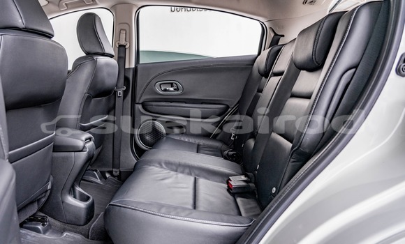 ซื้อ รถมือสอง Honda HR-V ขาว รถยนต์ ใน %{เมือง} ใน กรุงเทพมหานคร ซื้อ รถมือสอง Honda HR-V ขาว รถยนต์ ใน %{เมือง} ใน กรุงเทพมหานคร