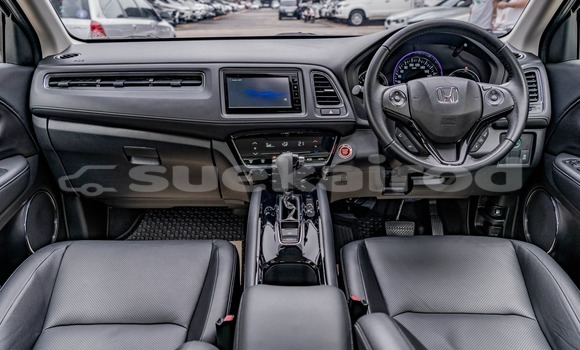 ซื้อ รถมือสอง Honda HR-V สีดำ รถยนต์ ใน %{เมือง} ใน กรุงเทพมหานคร ซื้อ รถมือสอง Honda HR-V สีดำ รถยนต์ ใน %{เมือง} ใน กรุงเทพมหานคร