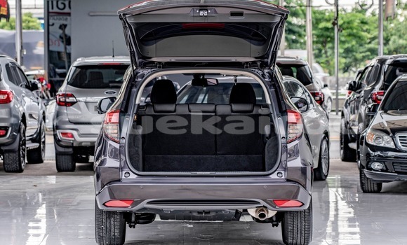 ซื้อ รถมือสอง Honda HR-V สีดำ รถยนต์ ใน %{เมือง} ใน กรุงเทพมหานคร ซื้อ รถมือสอง Honda HR-V สีดำ รถยนต์ ใน %{เมือง} ใน กรุงเทพมหานคร