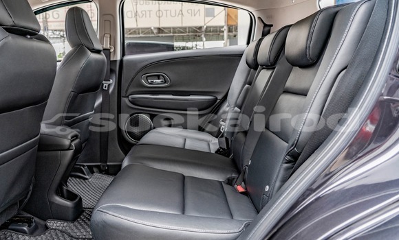 ซื้อ รถมือสอง Honda HR-V สีดำ รถยนต์ ใน %{เมือง} ใน กรุงเทพมหานคร ซื้อ รถมือสอง Honda HR-V สีดำ รถยนต์ ใน %{เมือง} ใน กรุงเทพมหานคร