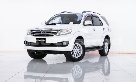 ซื้อ รถมือสอง Toyota Fortuner ขาว รถยนต์ ใน %{เมือง} ใน กรุงเทพมหานคร ซื้อ รถมือสอง Toyota Fortuner ขาว รถยนต์ ใน %{เมือง} ใน กรุงเทพมหานคร
