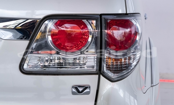 ซื้อ รถมือสอง Toyota Fortuner ขาว รถยนต์ ใน %{เมือง} ใน กรุงเทพมหานคร ซื้อ รถมือสอง Toyota Fortuner ขาว รถยนต์ ใน %{เมือง} ใน กรุงเทพมหานคร