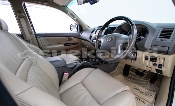 ซื้อ รถมือสอง Toyota Fortuner ขาว รถยนต์ ใน %{เมือง} ใน กรุงเทพมหานคร ซื้อ รถมือสอง Toyota Fortuner ขาว รถยนต์ ใน %{เมือง} ใน กรุงเทพมหานคร