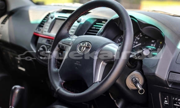 Buy Used Toyota Hiluxe VIGO White Car in Chiang Mai in Chiang Mai Buy Used Toyota Hiluxe VIGO White Car in Chiang Mai in Chiang Mai