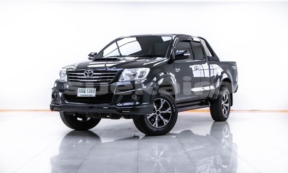 Buy Used Toyota Hiluxe VIGO Black Car in Bangkok in Bangkok