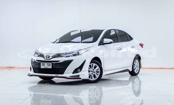 Buy Used Toyota Yaris White Car in Bangkok in Bangkok