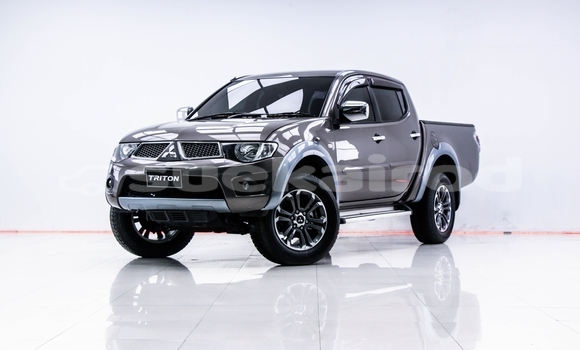 Buy Used Mitsubishi Triton Brown Car in Bangkok in Bangkok