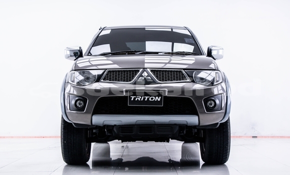 ซื้อ รถมือสอง Mitsubishi Triton สีน้ำตาล รถยนต์ ใน %{เมือง} ใน กรุงเทพมหานคร ซื้อ รถมือสอง Mitsubishi Triton สีน้ำตาล รถยนต์ ใน %{เมือง} ใน กรุงเทพมหานคร