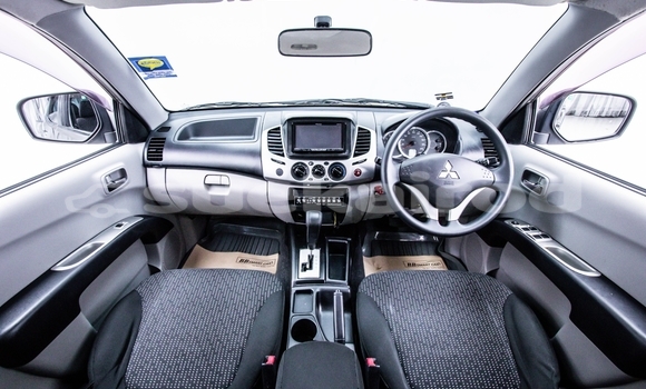 ซื้อ รถมือสอง Mitsubishi Triton สีน้ำตาล รถยนต์ ใน %{เมือง} ใน กรุงเทพมหานคร ซื้อ รถมือสอง Mitsubishi Triton สีน้ำตาล รถยนต์ ใน %{เมือง} ใน กรุงเทพมหานคร