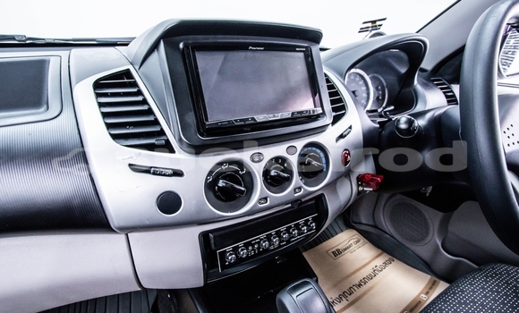 ซื้อ รถมือสอง Mitsubishi Triton สีน้ำตาล รถยนต์ ใน %{เมือง} ใน กรุงเทพมหานคร ซื้อ รถมือสอง Mitsubishi Triton สีน้ำตาล รถยนต์ ใน %{เมือง} ใน กรุงเทพมหานคร