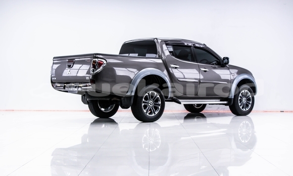 ซื้อ รถมือสอง Mitsubishi Triton สีน้ำตาล รถยนต์ ใน %{เมือง} ใน กรุงเทพมหานคร ซื้อ รถมือสอง Mitsubishi Triton สีน้ำตาล รถยนต์ ใน %{เมือง} ใน กรุงเทพมหานคร