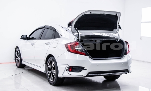 Buy Used Honda Civic White Car in Bangkok in Bangkok Buy Used Honda Civic White Car in Bangkok in Bangkok