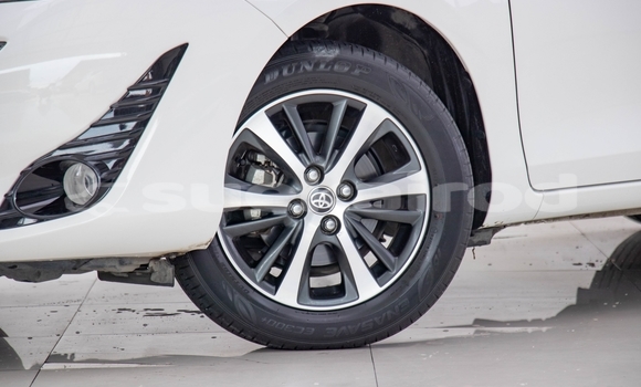 ซื้อ รถมือสอง Toyota Yaris สีดำ รถยนต์ ใน %{เมือง} ใน กรุงเทพมหานคร ซื้อ รถมือสอง Toyota Yaris สีดำ รถยนต์ ใน %{เมือง} ใน กรุงเทพมหานคร