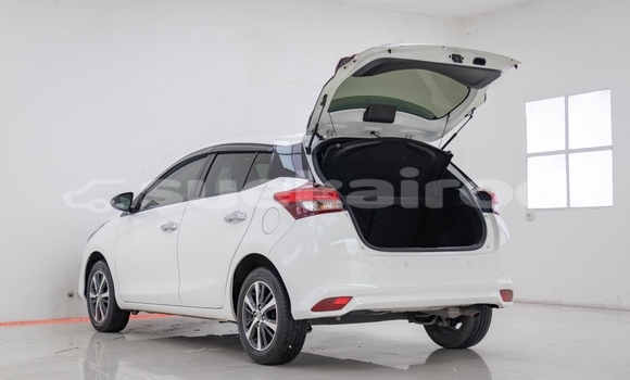 ซื้อ รถมือสอง Toyota Yaris สีดำ รถยนต์ ใน %{เมือง} ใน กรุงเทพมหานคร ซื้อ รถมือสอง Toyota Yaris สีดำ รถยนต์ ใน %{เมือง} ใน กรุงเทพมหานคร