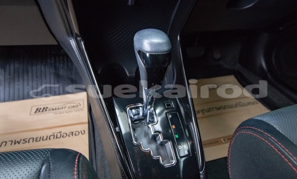 ซื้อ รถมือสอง Toyota Yaris สีดำ รถยนต์ ใน %{เมือง} ใน กรุงเทพมหานคร ซื้อ รถมือสอง Toyota Yaris สีดำ รถยนต์ ใน %{เมือง} ใน กรุงเทพมหานคร