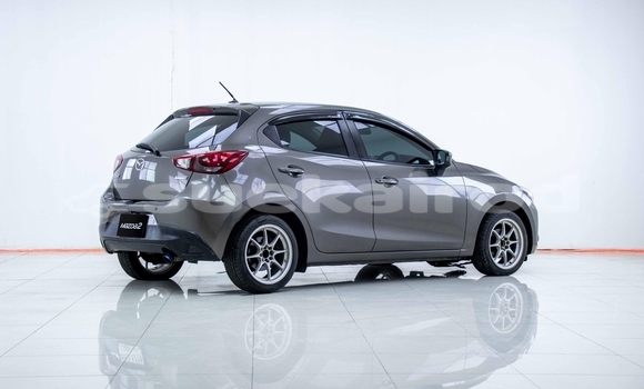 ซื้อ รถมือสอง Mazda 2 สีน้ำตาล รถยนต์ ใน %{เมือง} ใน กรุงเทพมหานคร ซื้อ รถมือสอง Mazda 2 สีน้ำตาล รถยนต์ ใน %{เมือง} ใน กรุงเทพมหานคร