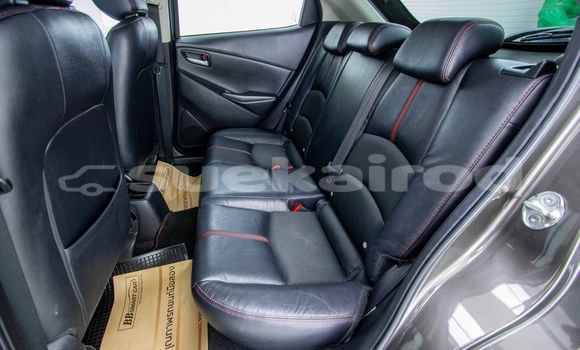 ซื้อ รถมือสอง Mazda 2 สีน้ำตาล รถยนต์ ใน %{เมือง} ใน กรุงเทพมหานคร ซื้อ รถมือสอง Mazda 2 สีน้ำตาล รถยนต์ ใน %{เมือง} ใน กรุงเทพมหานคร