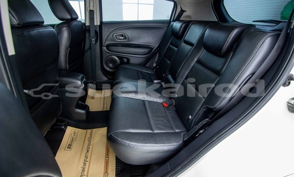 ซื้อ รถมือสอง Honda HR-V ขาว รถยนต์ ใน %{เมือง} ใน กรุงเทพมหานคร ซื้อ รถมือสอง Honda HR-V ขาว รถยนต์ ใน %{เมือง} ใน กรุงเทพมหานคร